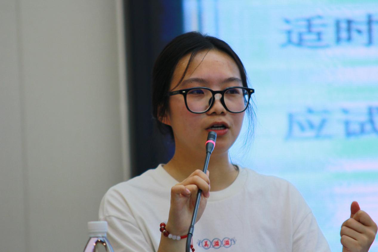 D:\SOFT_PHP_PACKAGE\phptmp\php7D4A.tmp